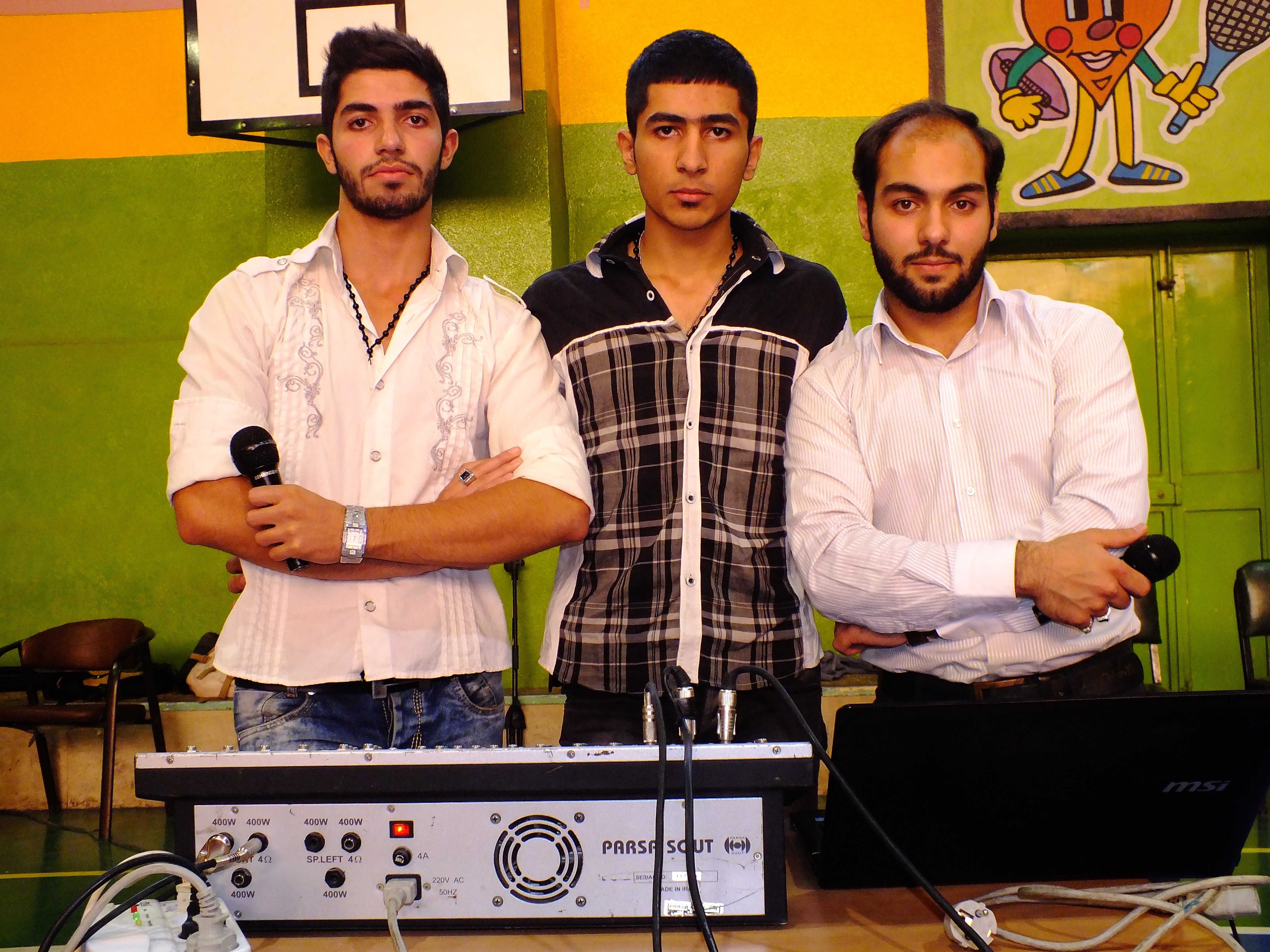 http://arshiapop.persiangig.com/image/DSCF7689.JPG